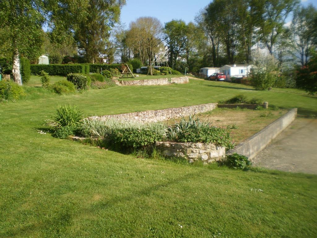 Camping Le Bois Jahan Brunelles Exterior foto