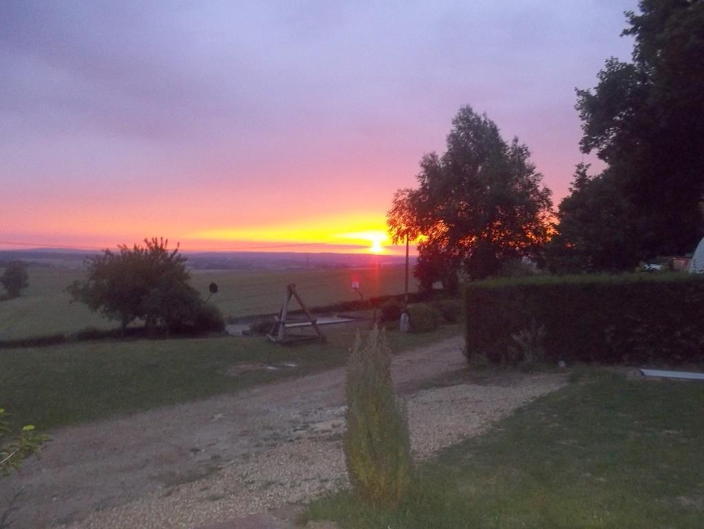 Camping Le Bois Jahan Brunelles Exterior foto