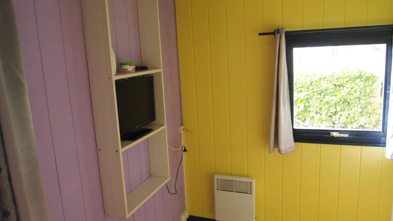 Camping Le Bois Jahan Brunelles Exterior foto